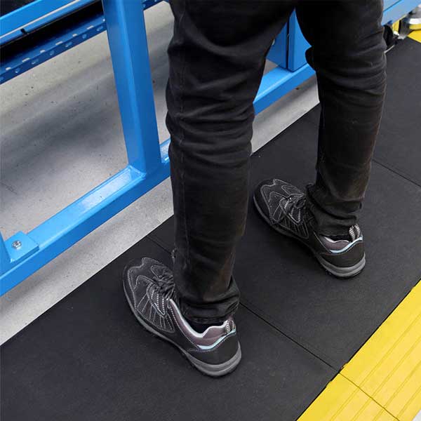 Interlocking Anti-Fatigue Rubber Mat Comfort Tile with Accessories 
