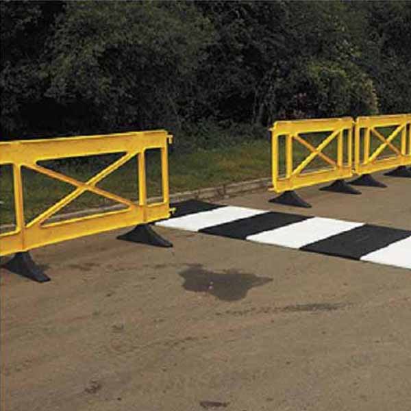 Oxford Plastic Clear Path Temporary Pedestrian Crossing Mat L:1.2m x W: 600mm x H: 22mm