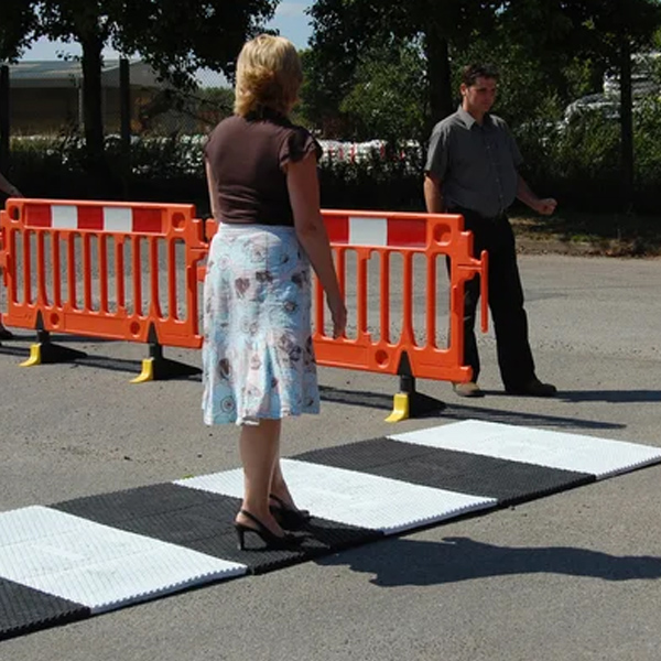 Oxford Plastic Clear Path Temporary Pedestrian Crossing Mat L:1.2m x W: 600mm x H: 22mm