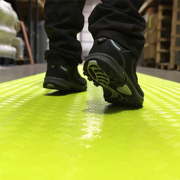 Anti-Slip Safety Floor Mat Ideal for Factory Walkways